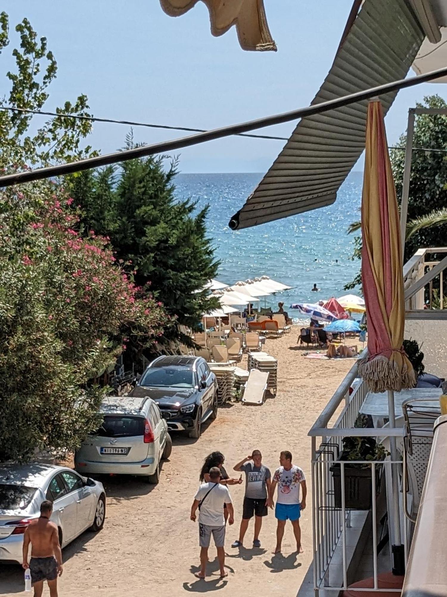 Rustic By The Sea Apartment Flogita Bagian luar foto